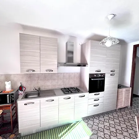 Casa Gioia Nel Cuore Di Carloforte; Wifi E Ac Apartment Carloforte (Isola di San Pietro)