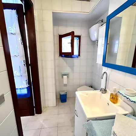 Casa Gioia Nel Cuore Di Carloforte; Wifi E Ac Apartment *