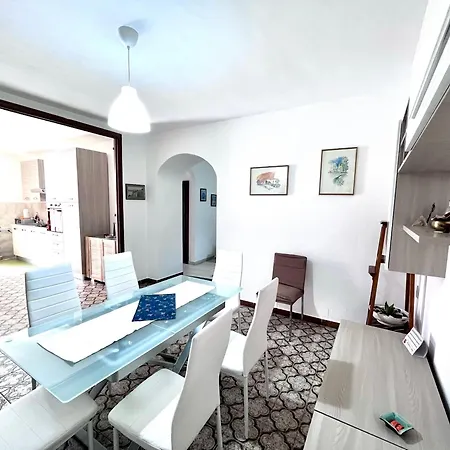 Appartamento Casa Gioia Nel Cuore Di Carloforte; Wifi E Ac *
